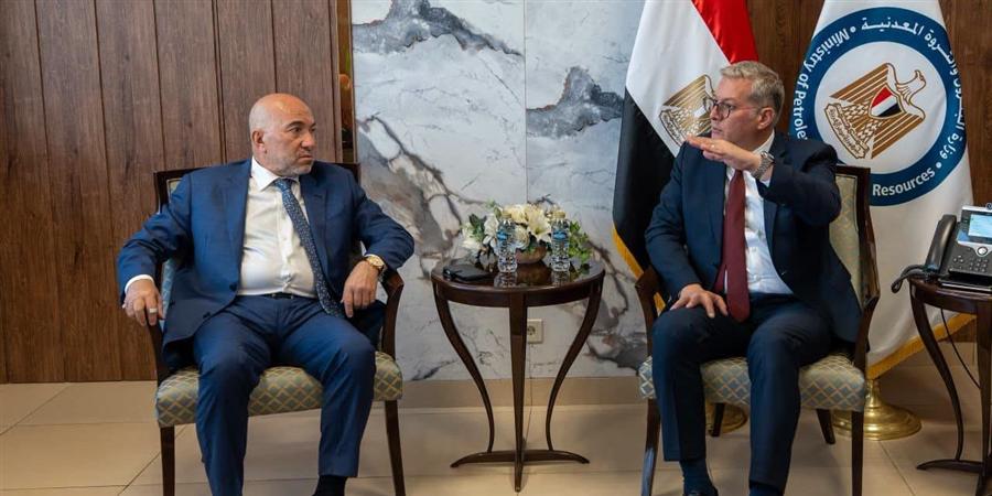 وزير البترول يبحث مع آفاق للتعدين خطط التوسع في استكشاف الذهب